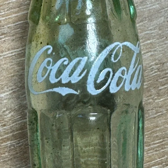 Cute Mini Coca Cola Vintage 3 inch Green Glass Bottle Metal Cap Rare - Picture 8 of 9